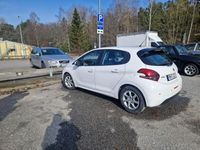 begagnad Peugeot 208 5-dörrar 1.6 BlueHDi Euro 6