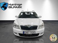 Begagnad Skoda Octavia Elegance 140 HK (102 kW) 2011 Vit Kombi