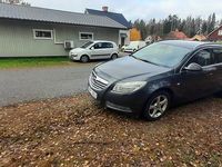 Begagnad Opel Insignia Edition 180 HK (132 kW) 2011 Grå Kombi