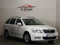 Begagnad Skoda Octavia Elegance 105 HK (77 kW) 2012 Vit Kombi
