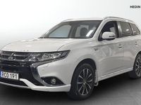 Begagnad Mitsubishi Outlander P-HEV 203 HK (149 kW) 2015 Kombi