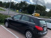 Begagnad Mercedes B200 156 HK (114 kW) 2014 Minibuss