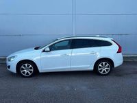 Begagnad Volvo V60 Momentum 116 HK (85 kW) 2011 Vit Kombi