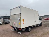 begagnad Peugeot Boxer Chassi Cab 335 2.2 HDi 150hk / Bakgavellyft