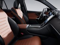 begagnad Mercedes GLC300e GLC300 Benz4MATIC HYBRID AMG Premium Plus Drag 2023, SUV