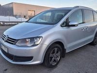 Begagnad VW Sharan 150 HK (110 kW) 2012 Silver Minibuss