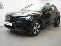Begagnad Volvo XC40 Core 185 kW (252 HK) 2022 Svart SUV