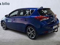 begagnad Toyota Auris Hybrid 1.8 Elhybrid Intense Edition Krok 2018 Blå