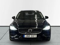 Begagnad Volvo V60 Inscription 350 HK (257 kW) 2023 Svart Kombi