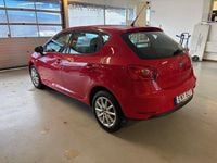 Begagnad Seat Ibiza Style 90 HK (66 kW) 2016 Röd Halvkombi