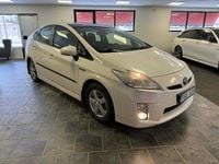 Begagnad Toyota Prius 136 HK (100 kW) 2009 Vit Halvkombi