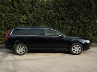 begagnad Volvo V70 D3 Momentum Nybes/Nyskatt/Ny Kamrem