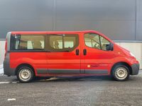begagnad Renault Trafic Kombi 2.9t 2.0 dCi 9 SITS Buss