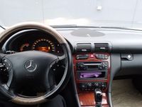 Begagnad Mercedes C180 143 HK (105 kW) 2004 Sedan