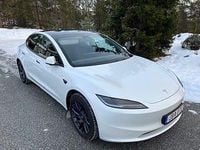 Begagnad Tesla Model 3 Long Range AWD 380 kW (517 HK) 2024 Sedan