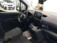 begagnad Opel Combo 1.5 EAT Euro 6 130hk Automat Premium L1 Drag