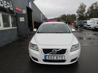 Begagnad Volvo V50 Kinetic 116 HK (85 kW) 2011 Vit Kombi