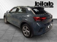 Begagnad VW T-Roc R-line 150 HK (110 kW) 2022 Mörkblå SUV
