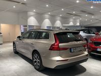 begagnad Volvo V60 B4 Diesel Core 2023, Kombi