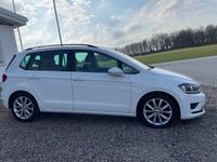 begagnad VW Golf Sportsvan 2.0 TDI Highline Plus, R-Line 2016, Minibuss