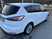 begagnad Ford S-MAX 2.0 TDCi, business, d-värmare, dragkrok-el