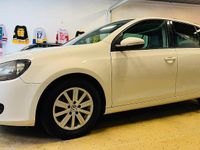 Begagnad VW Golf VI 105 HK (77 kW) 2010 Vit Halvkombi