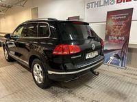 begagnad VW Touareg 3.0 V6 TDI 204hk 4M Eu6 Skinn Drag V-Hjul