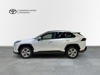 Begagnad Toyota RAV4 Hybrid Executive 222 HK (163 kW) 2019 White pearl metallic SUV