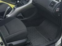 begagnad Toyota Auris 5-dörrar 1.4 VVT-i Euro 4