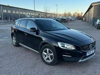 Begagnad Volvo V60 CC 150 HK (110 kW) 2016 Kombi