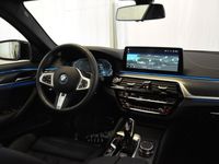 begagnad BMW 530 e xDrive Sedan / M Sport / Komfortöppn / Adaptiv Fart