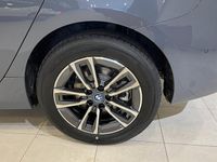 begagnad BMW 220 Active Tourer 225 e xDrive M Sport Premium DA Adaptiv-Led Keyless D 2024, Minibuss