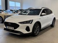 Begagnad Ford Focus Business Edition 125 HK (91 kW) 2022 Vit Halvkombi