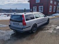 begagnad Volvo V70 2.5T Ny Besiktigad