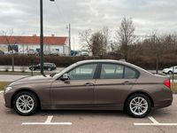 begagnad BMW 318 d Sedan Steptronic Comfort Euro 5