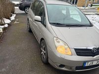 Begagnad Toyota Corolla Verso 110 HK (80 kW) 2002 Minibuss