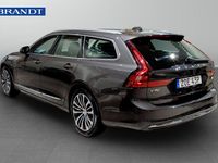 Begagnad Volvo V90 Core 355 HK (261 kW) 2023 Grå Kombi