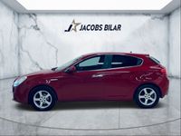 begagnad Alfa Romeo Giulietta 1.4 TB 16V Distinctive/ Nyservad 120 hk