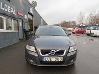 Begagnad Volvo V50 Momentum 116 HK (85 kW) 2011 Grå Kombi