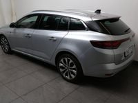 Begagnad Renault Mégane IV 140 HK (102 kW) 2023 Grå Kombi