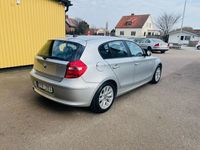 begagnad BMW 118 i 5-dörrars Advantage, Comfort Euro 5/Ny bes/servad