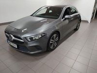 Begagnad Mercedes A180 Edition 136 HK (100 kW) 2020 Mörkgrå Halvkombi