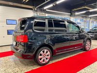 begagnad VW Touran 1.6 TDI DSG Sekventiell 105hk