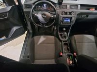 begagnad VW Caddy Skåpbil 2.0 TDI BlueMotion 4Motion Euro 6