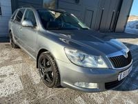 Begagnad Skoda Octavia Elegance 122 HK (89 kW) 2013 Grå Kombi