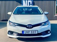 begagnad Toyota Auris 1.2 Turbo Comfort Navi Keyless B-kamera Blåtand