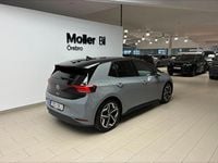 Begagnad VW ID.3 Pro 150 kW (204 HK) 2023 Moonstone grey black Halvkombi