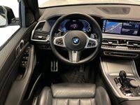 begagnad BMW X5 xDrive45e iPerformance M Sport | Pano | Drag | 21" | Aktiv fart. 2021 Vit