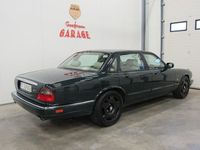 Begagnad Jaguar XJ 241 HK (177 kW) 1996 Mörkgrön (grön) Sedan