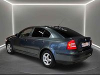 begagnad Skoda Octavia 1.6 FSI/ 3-Ägare/ Nybesiktad/ Nyservad